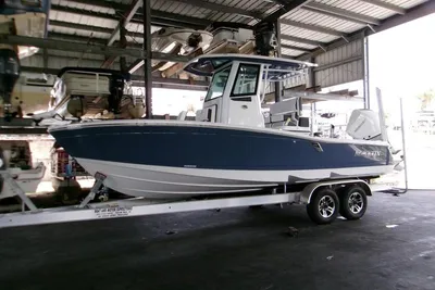 Blackfin 242 HB