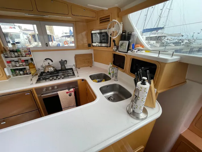 Odyssey Yacht Photos Pics 