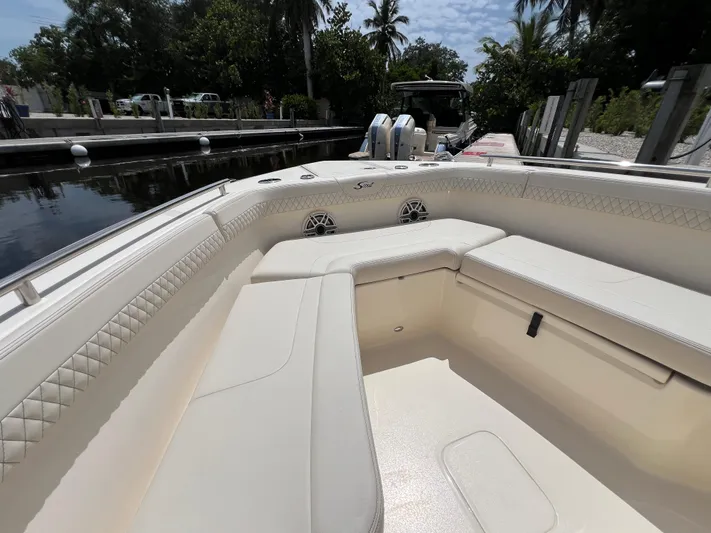  Yacht Photos Pics 2026 Scout 260 LXF boat interior with luxurious seating and elegant design.