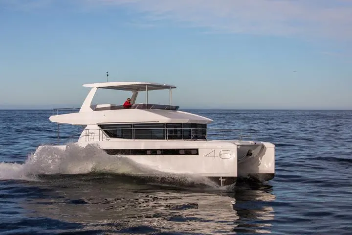  Yacht Photos Pics Manufacturer Provided Image