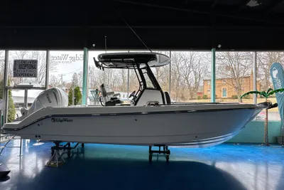 Edgewater 230CC