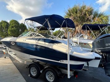 SouthWind 2400 SD