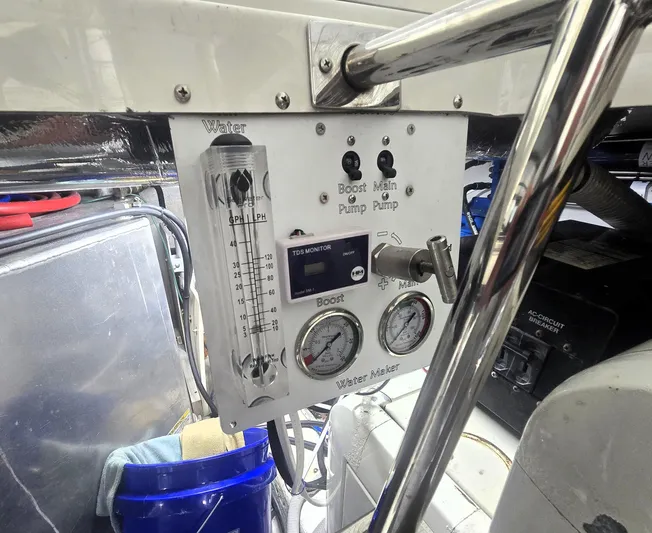 Piney Yacht Photos Pics 