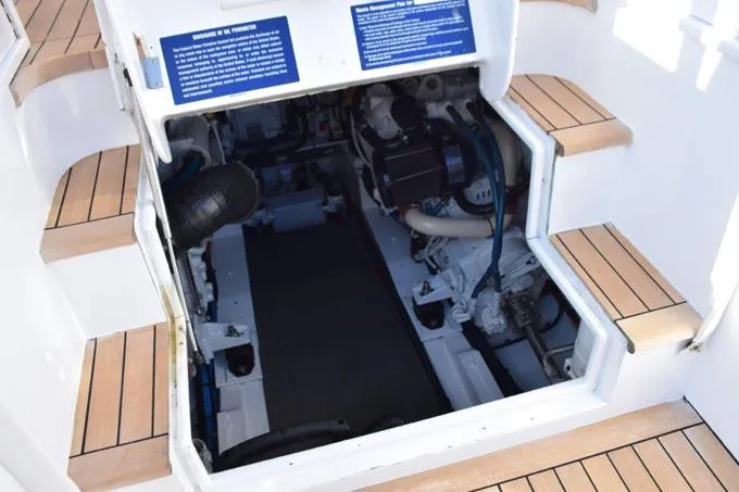 Cazadora Yacht Photos Pics Engine room entry beneath steps