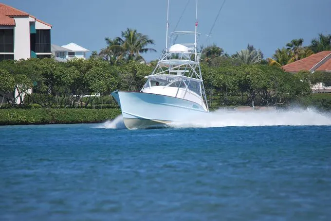 Cazadora Yacht Photos Pics 