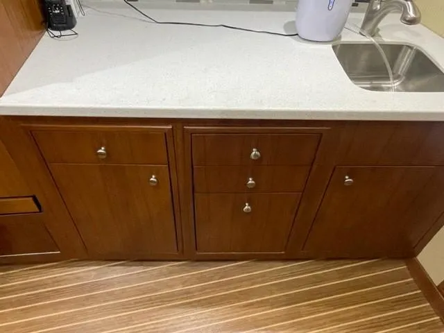 Cazadora Yacht Photos Pics Galley countertop