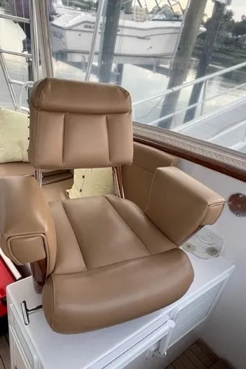 Cazadora Yacht Photos Pics Companion chair