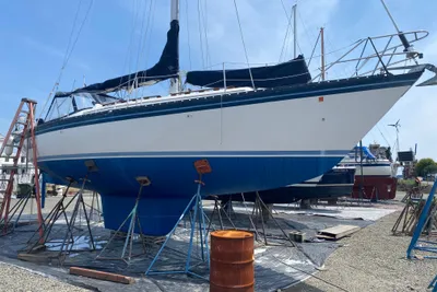 Hunter 37C