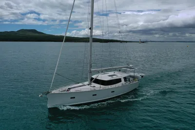 2011 Moody DS 45