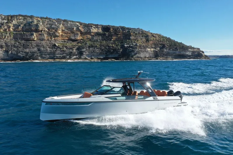  Yacht Photos Pics 2023-Saxdor-320-GTO-MarineMax