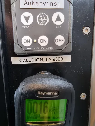  Yacht Photos Pics Hydrolift Patrol 42 Discover