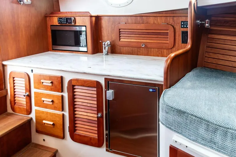 Days Like This Yacht Photos Pics 