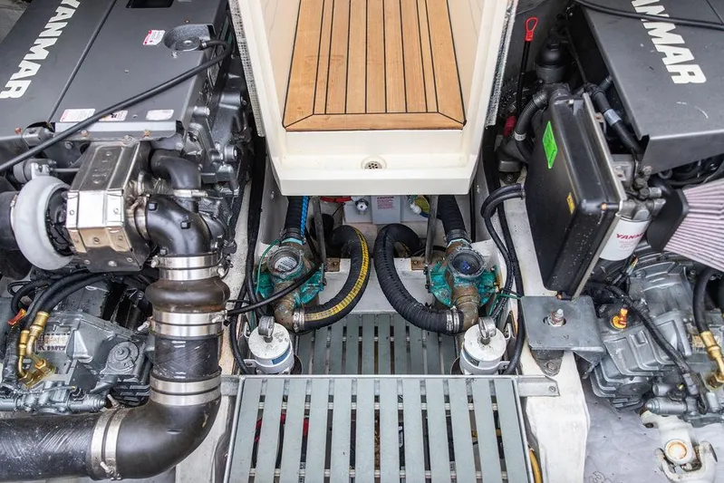 Days Like This Yacht Photos Pics 