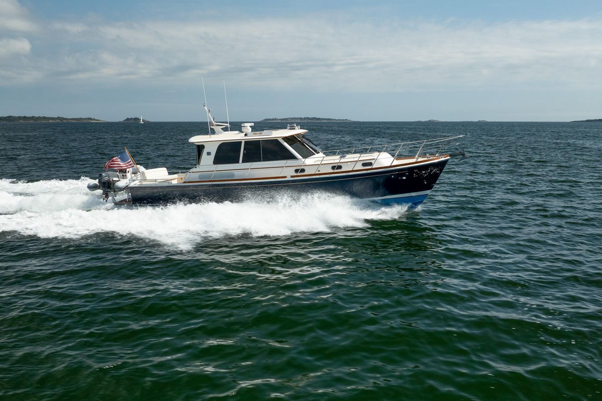 2011 Grand Banks 49 