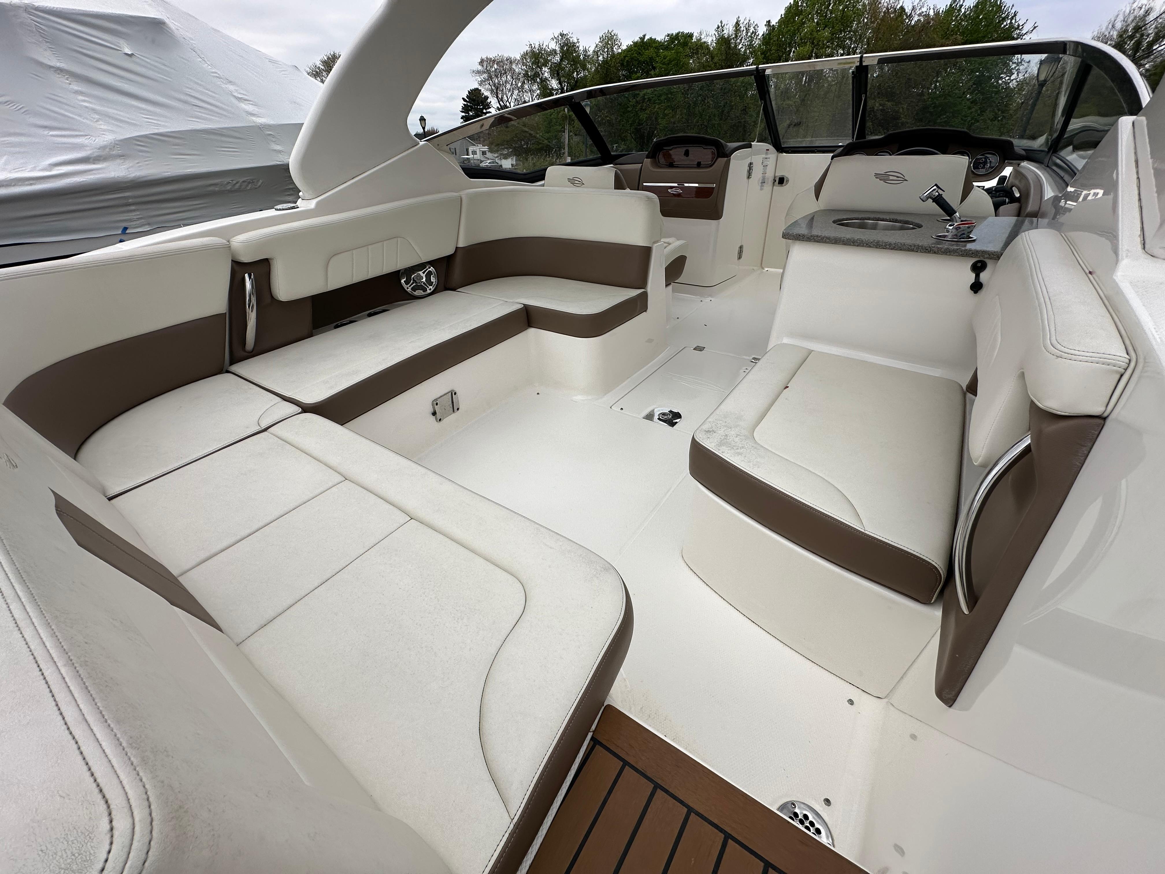 2014 Chaparral 307 SSX Bowrider for sale YachtWorld