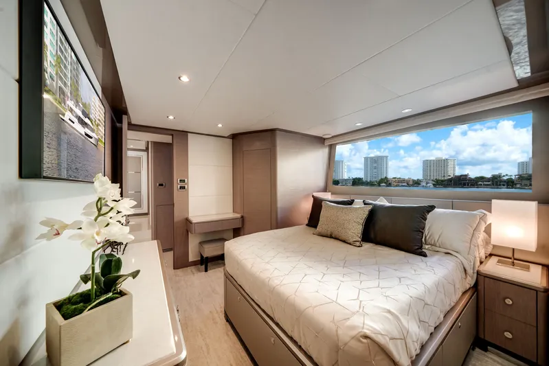 Carbon Copy Yacht Photos Pics 