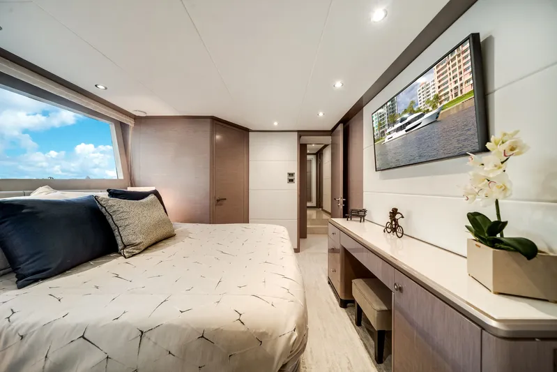 Carbon Copy Yacht Photos Pics 