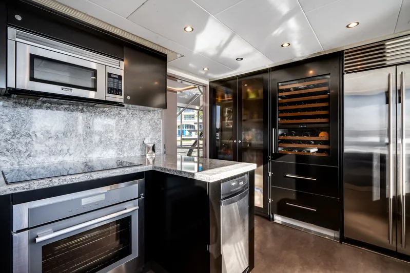 Carbon Copy Yacht Photos Pics 