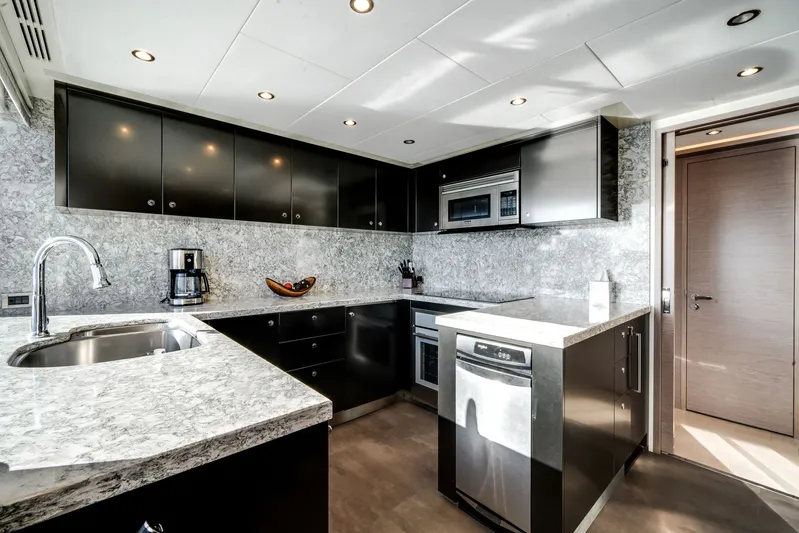 Carbon Copy Yacht Photos Pics 