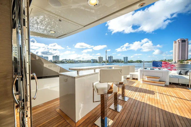 Carbon Copy Yacht Photos Pics 