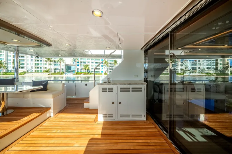 Carbon Copy Yacht Photos Pics 