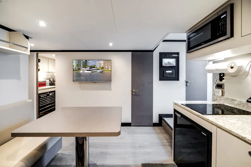 Carbon Copy Yacht Photos Pics 