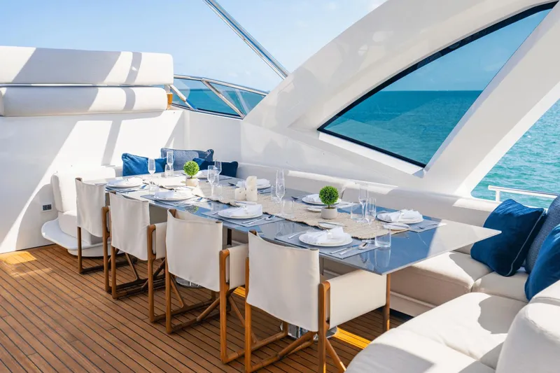 Carpe Diem Yacht Photos Pics 