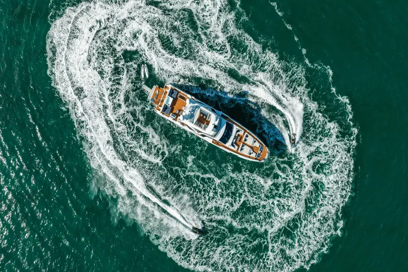 Carpe Diem Yacht Photos Pics 