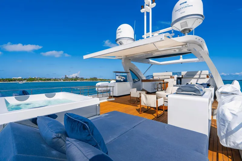 Carpe Diem Yacht Photos Pics 