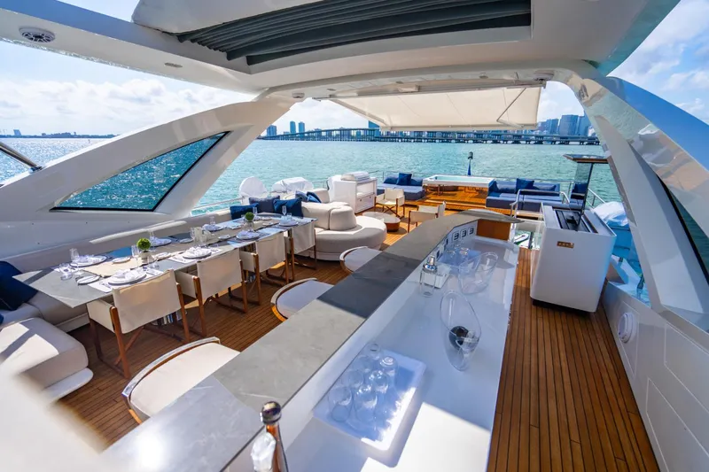 Carpe Diem Yacht Photos Pics 