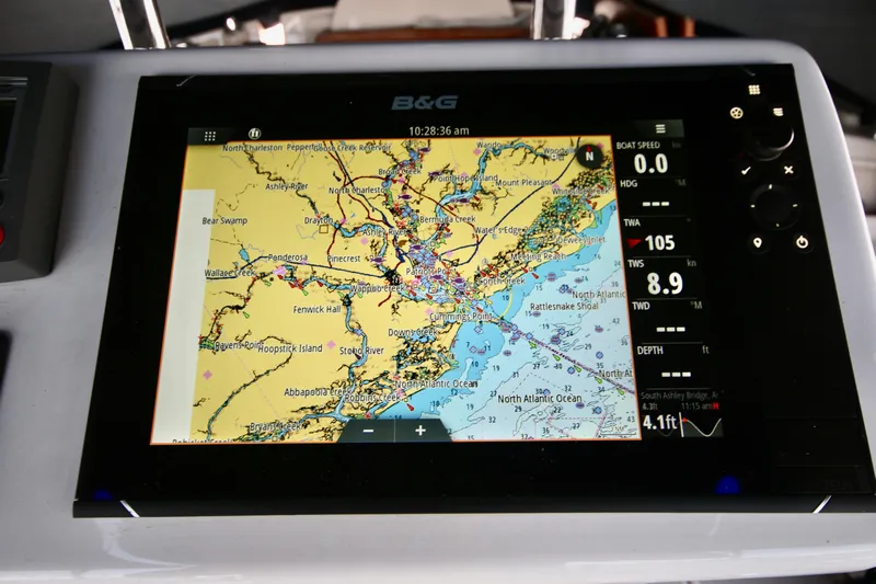 Compass Rose III Yacht Photos Pics GPS/Chartplotter?Radar