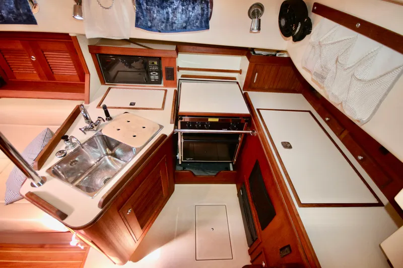 Compass Rose III Yacht Photos Pics U shaped Galley