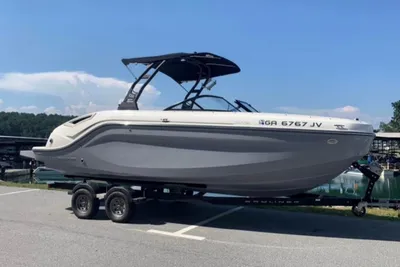 Bayliner DX 2250