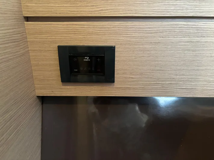 Boomerang Yacht Photos Pics 