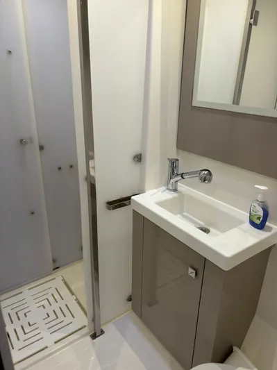 Boomerang Yacht Photos Pics 