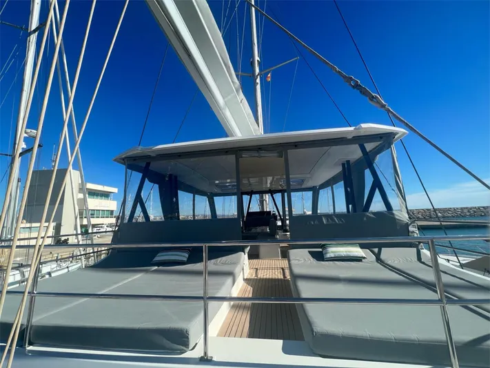 Tbd Yacht Photos Pics 2022 Fountaine Pajot Samana 59 catamaran with spacious deck and modern design.