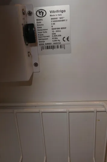  Yacht Photos Pics Vitrifrigo label inside Beneteau Oceanis 41, 2014 model, showing specifications and details.