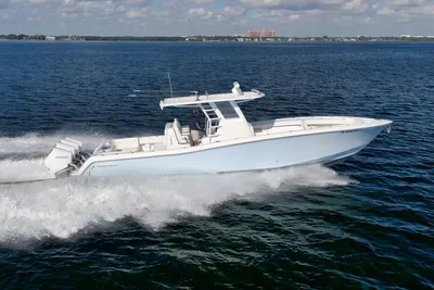 Invincible 39 Open Fisherman