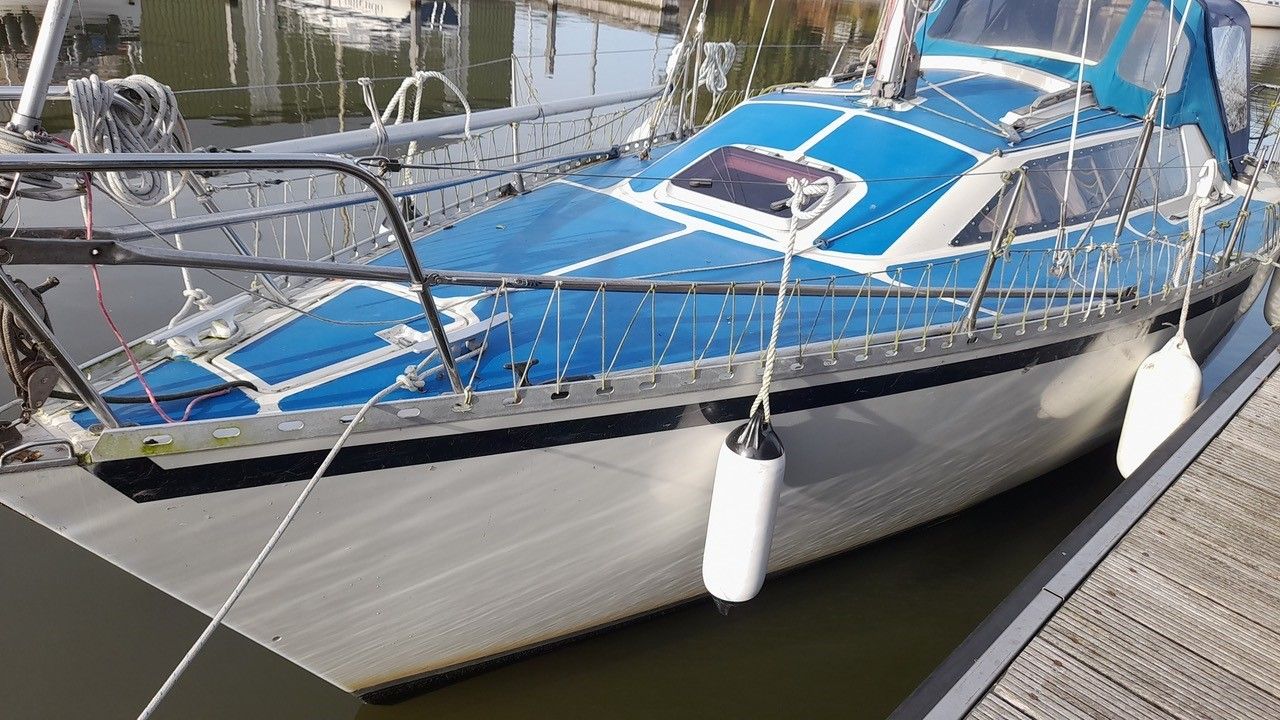 1983 Kyrie Feeling 720