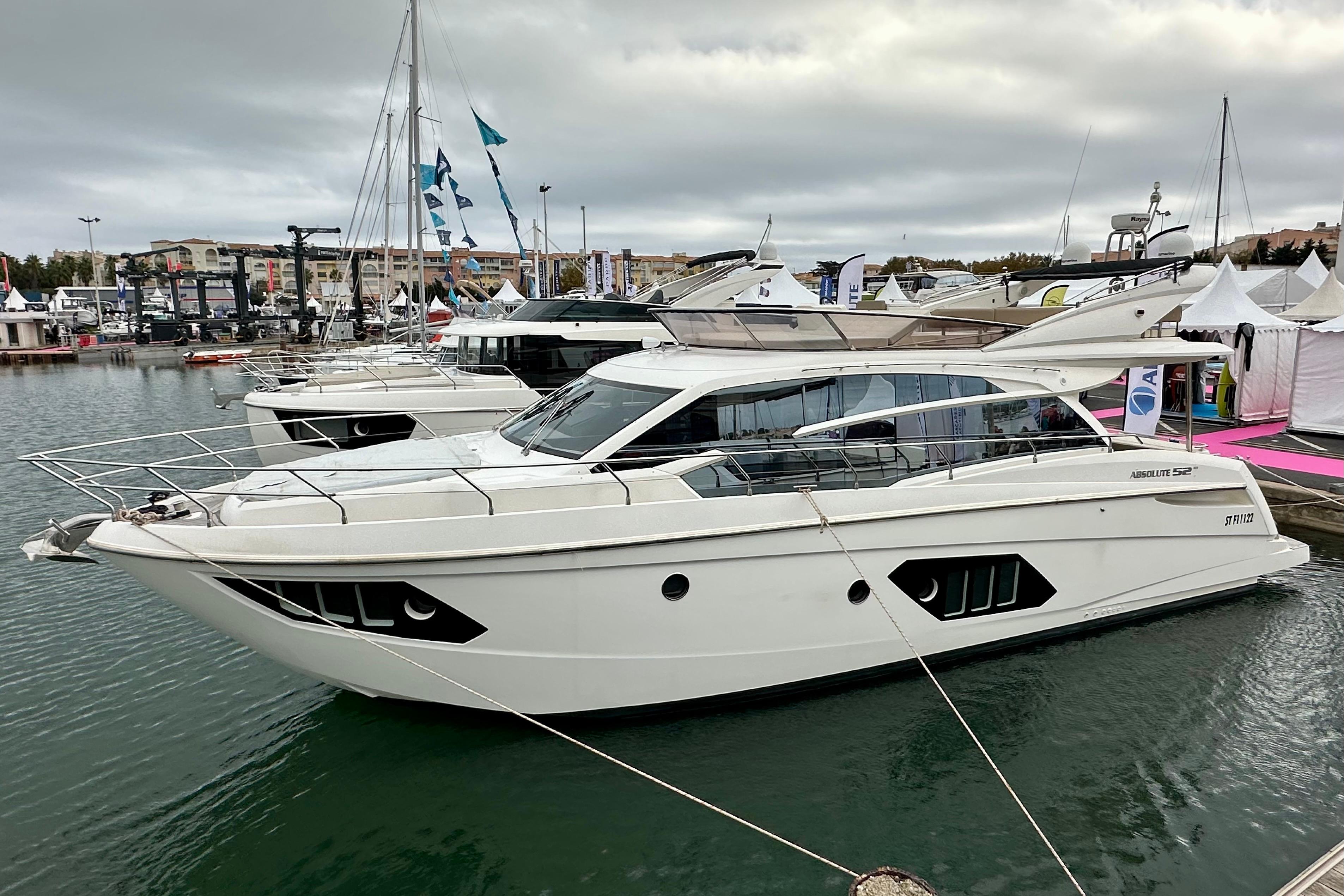 Absolute 52 FLY
