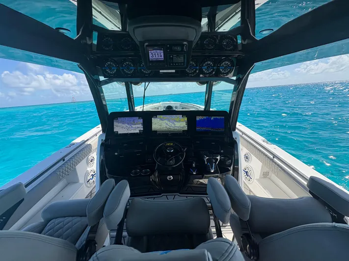 Eg Vodka Yacht Photos Pics 