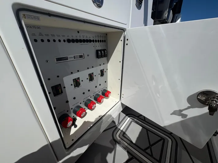 Eg Vodka Yacht Photos Pics 