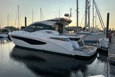 Galeon 485 HTS