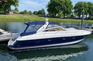 2000 Princess V42