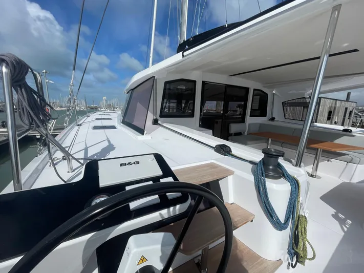  Yacht Photos Pics Nautitech 44 Open de 2024