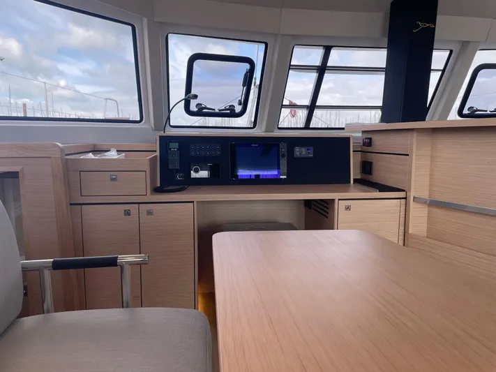  Yacht Photos Pics Nautitech 44 Open de 2024