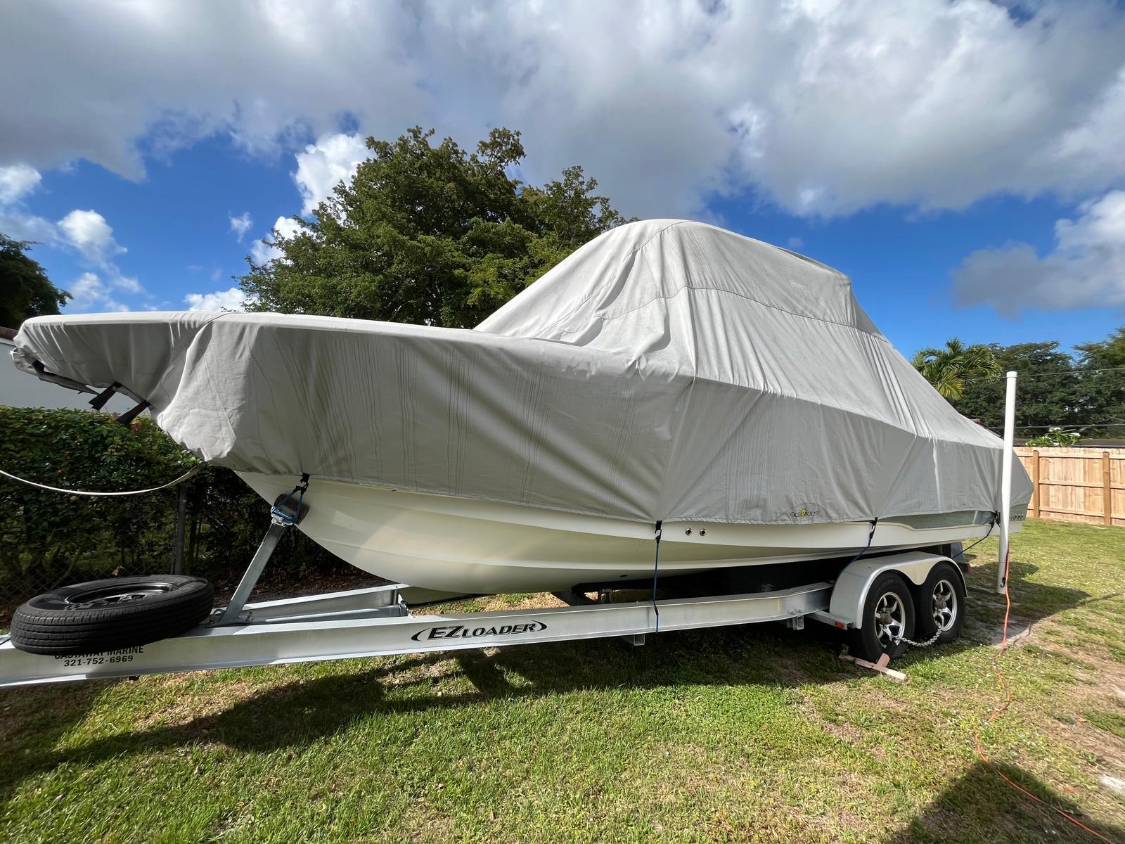 2021 Sea Hunt Gamefish 27 with Coffin Box Centre Console for sale