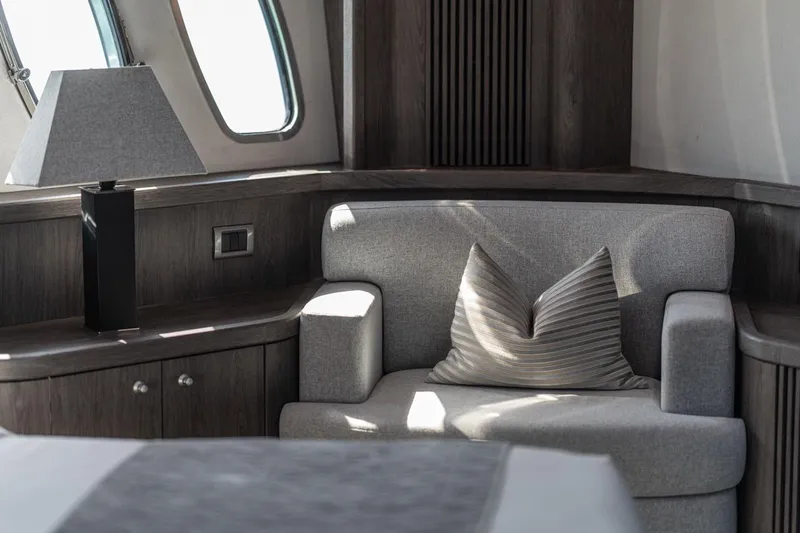 The Matrix Yacht Photos Pics Luxurious interior of 2007 Sunseeker 82 Yacht with elegant seating and modern decor.