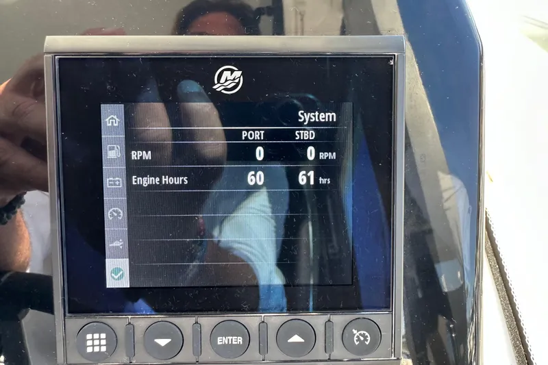 Vitamin Sea Yacht Photos Pics Display screen on 2023 Beneteau Antares 11 Fly showing engine hours and RPM.