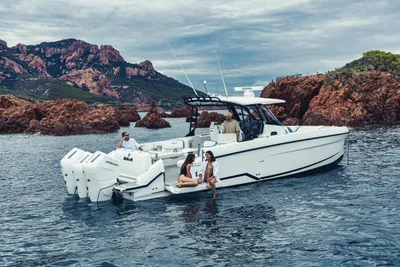 Wellcraft 38 T-Top